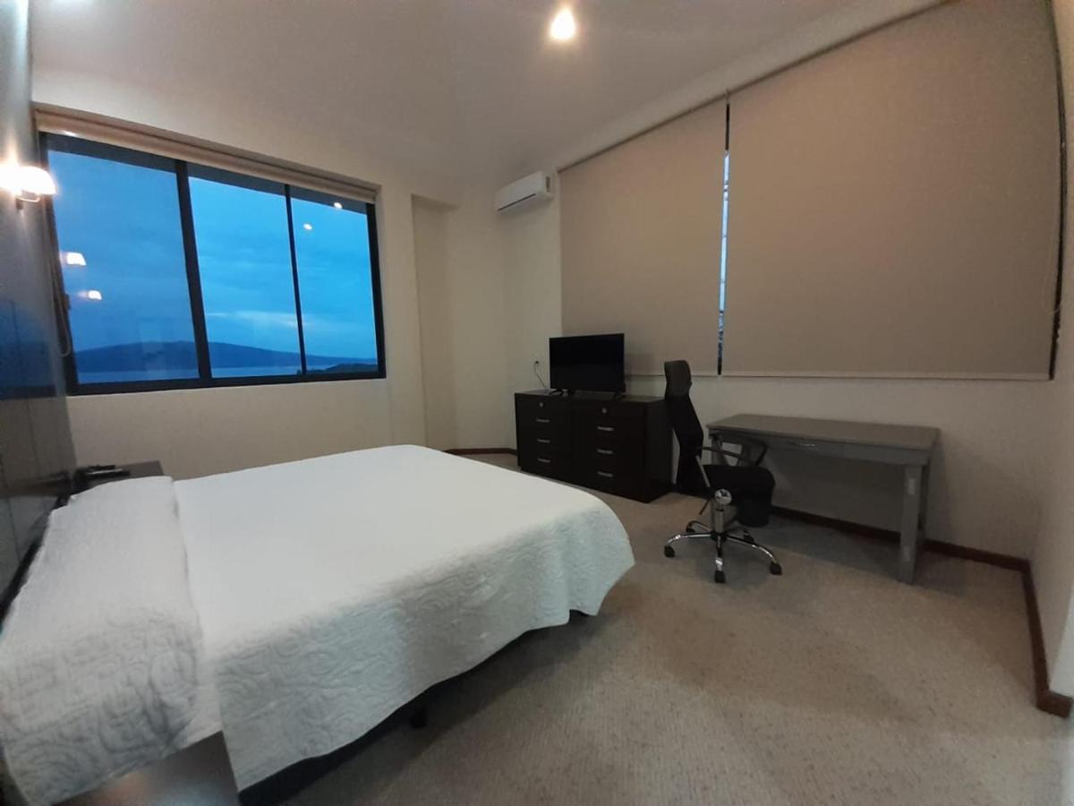 Hotel Candelero Yuriria エクステリア 写真