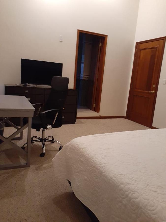 Hotel Candelero Yuriria エクステリア 写真