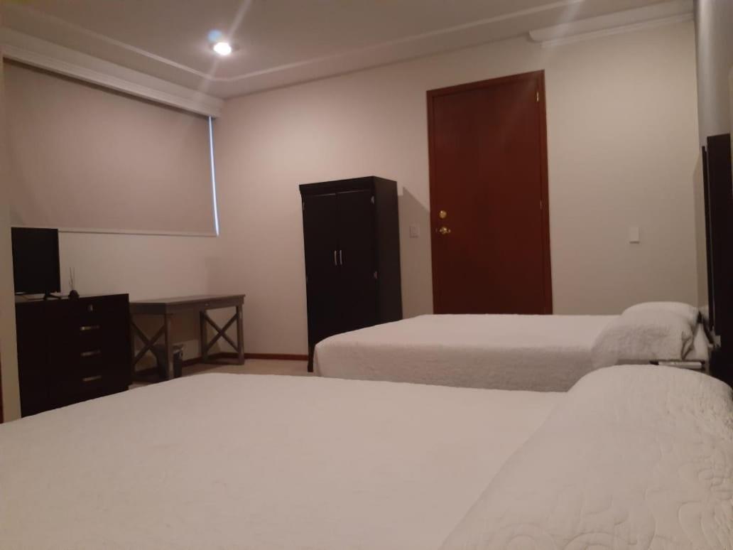 Hotel Candelero Yuriria エクステリア 写真